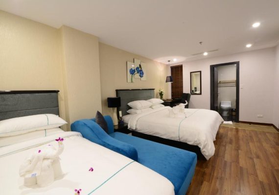 Deluxe Family Room